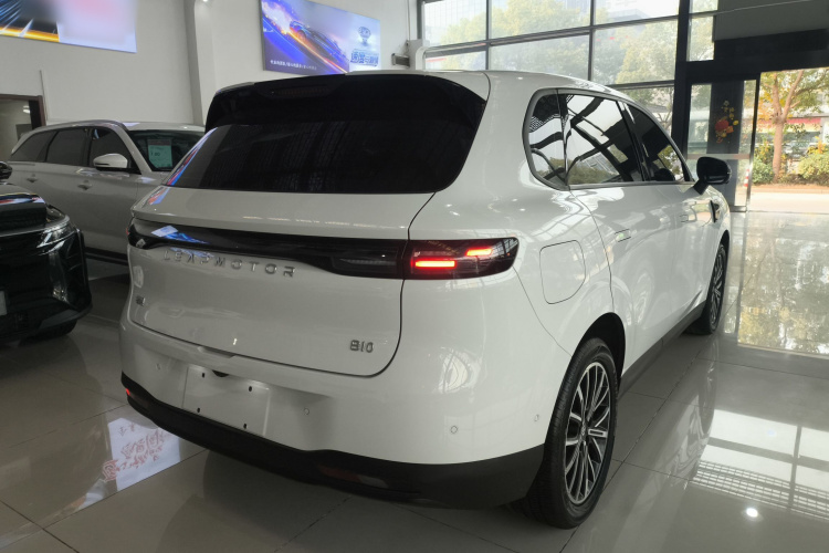 零跑汽车 零跑B10 2025款 510舒享版车身外观7