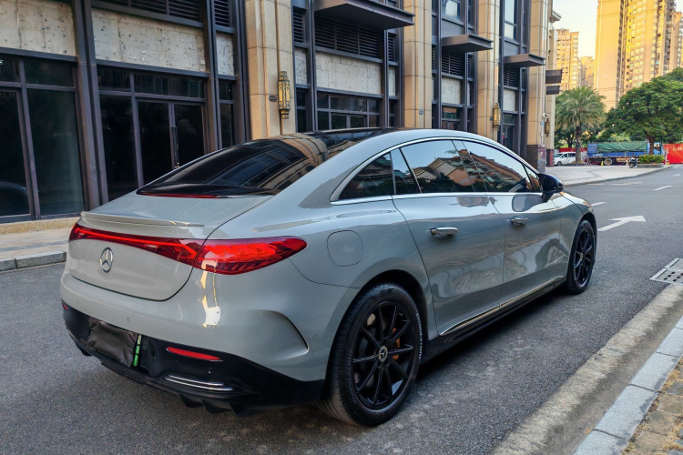 奔驰EQE 2022款 350 先锋版车身外观6005