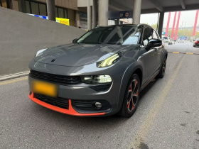 领克02 2019款 1.5T DCT两驱耀Pro版 国VI