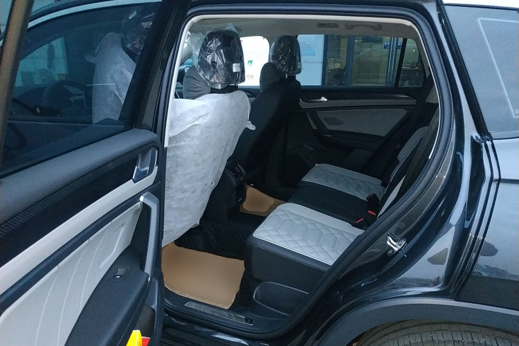 大众 探岳 2025款 众享款 300TSI中控内饰21