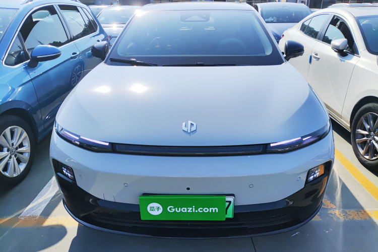 零跑汽车 零跑B01 2025款 650悦享版车身外观2