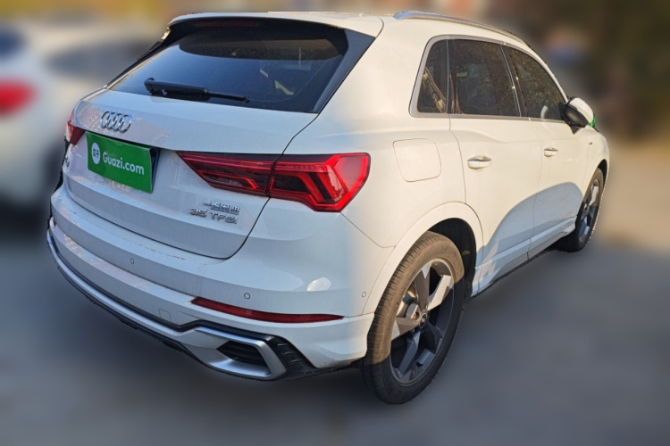 奥迪Q3 2024款 35 TFSI 时尚动感型车身外观6005