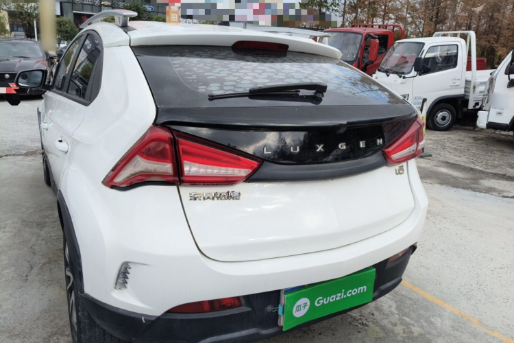 纳智捷 U5 SUV 2017款 1.6L 手动骑士版车身外观6