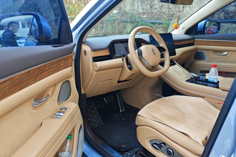 鸿蒙智行 问界M7 2024款 1.5T 后驱Plus版 6座中控内饰20