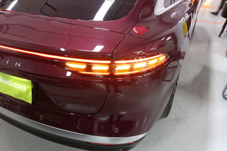 奇瑞风云 风云A9L 2025款 四驱高能巅峰版车身外观9