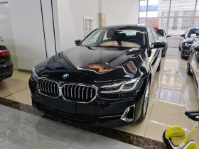 宝马5系 2022款 改款二 525Li 豪华套装