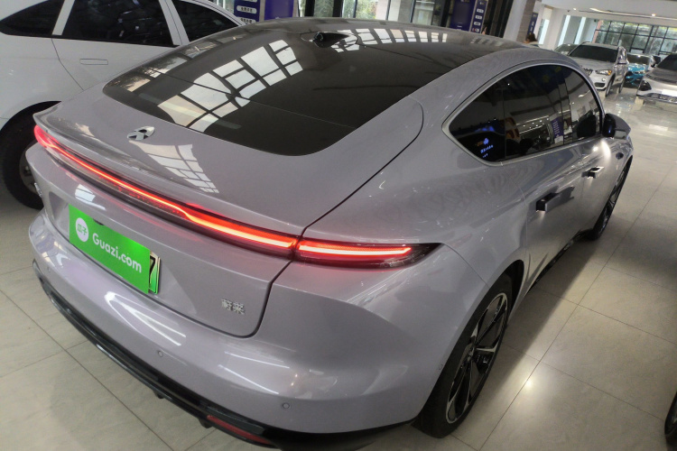 蔚来ET5T 2025款 75kWh Touring车身外观7