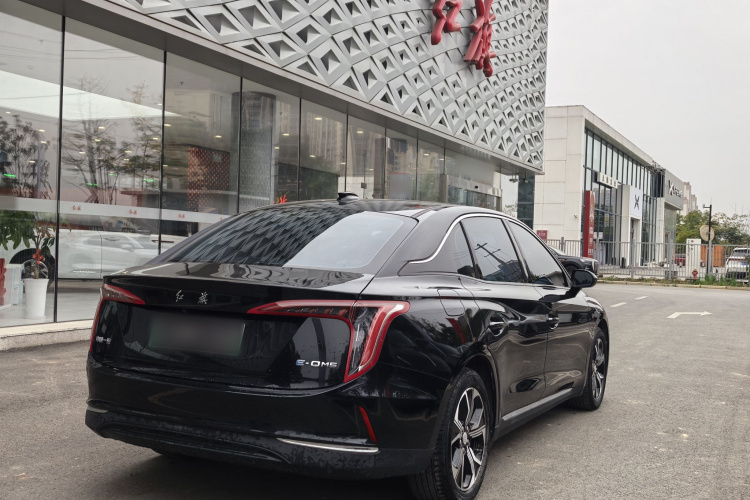 红旗E-QM5 2023款 改款 基础出行版车身外观6004