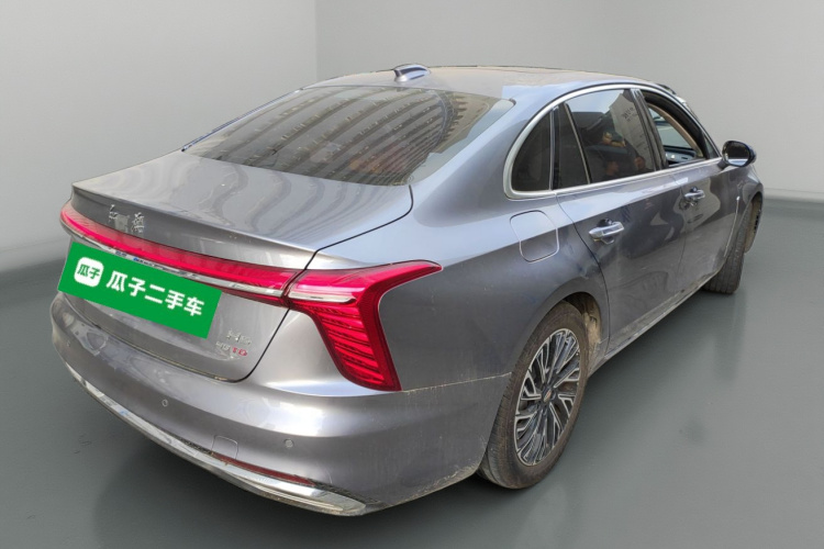 红旗H5 2023款 2.0T 自动智联旗畅版车身外观7