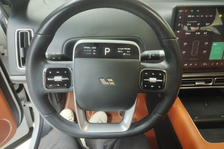 理想汽车 理想L7 2023款 Pro中控内饰13