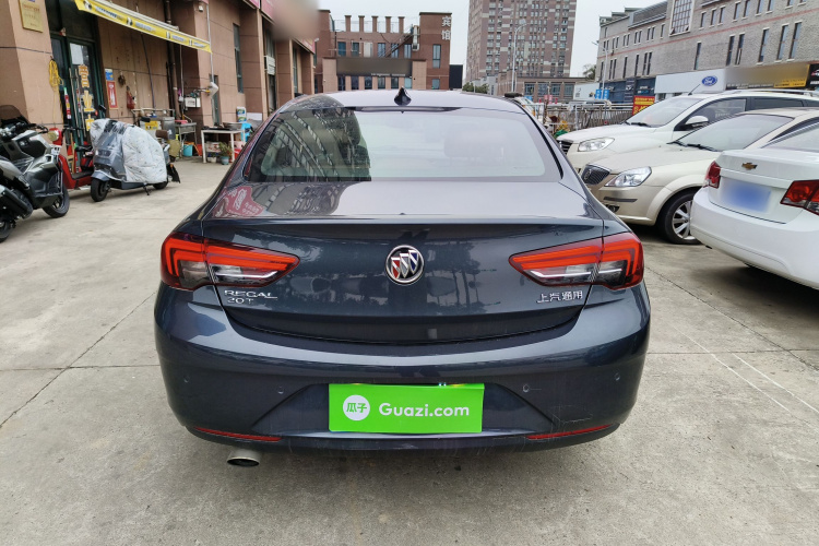 别克 君威 2019款 20T 精英型 国VI车身外观6