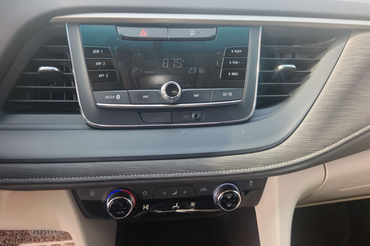 别克GL6 2019款 18T 6座精英型 国V局部细节16