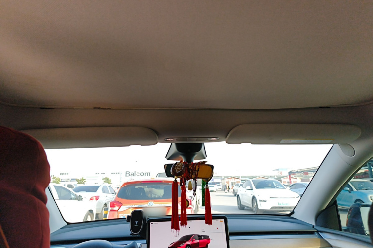 特斯拉 Model Y 2022款 后轮驱动版局部细节22