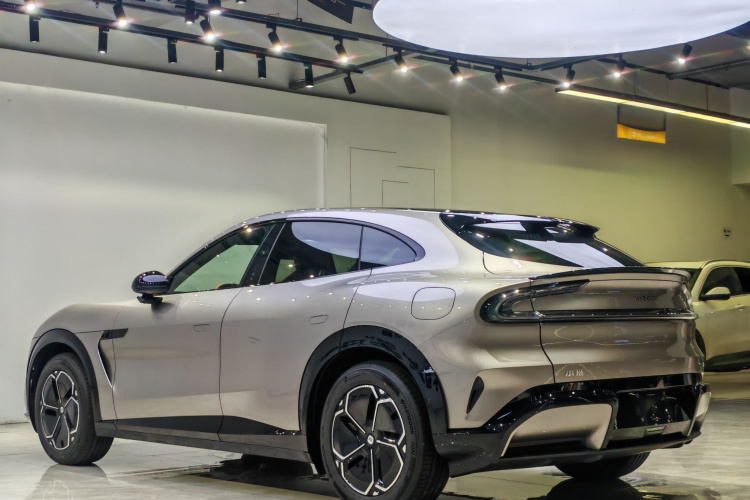 小米汽车 小米YU7 2025款 超长续航后驱版车身外观6003