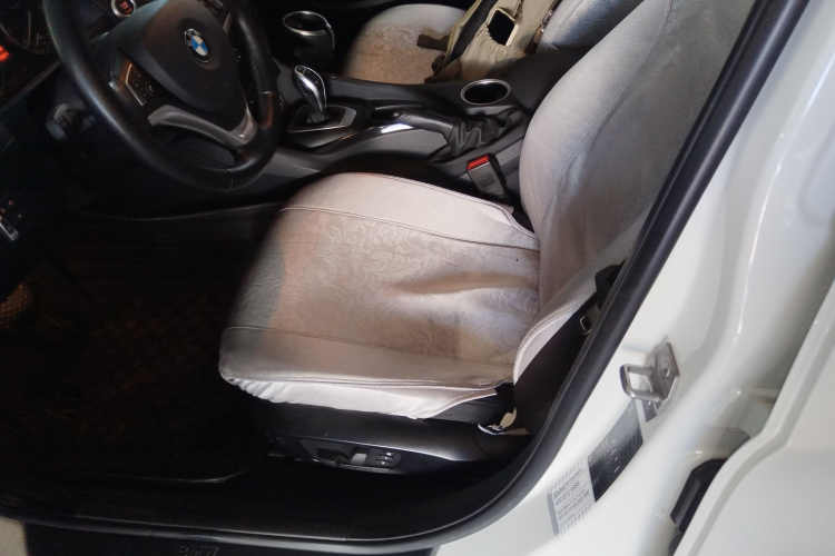 宝马X1 2015款 sDrive18i 时尚晋级版局部细节19