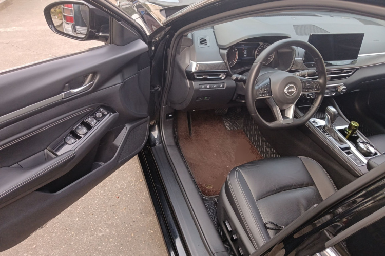日产 天籁 2022款 2.0L XL-TLS 悦享版中控内饰7003