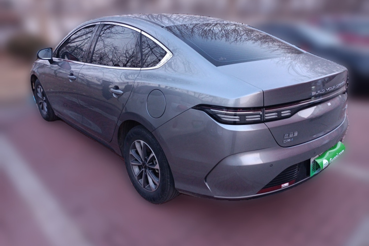 比亚迪 驱逐舰05 2024款 荣耀版 DM-i 55KM 豪华型车身外观5