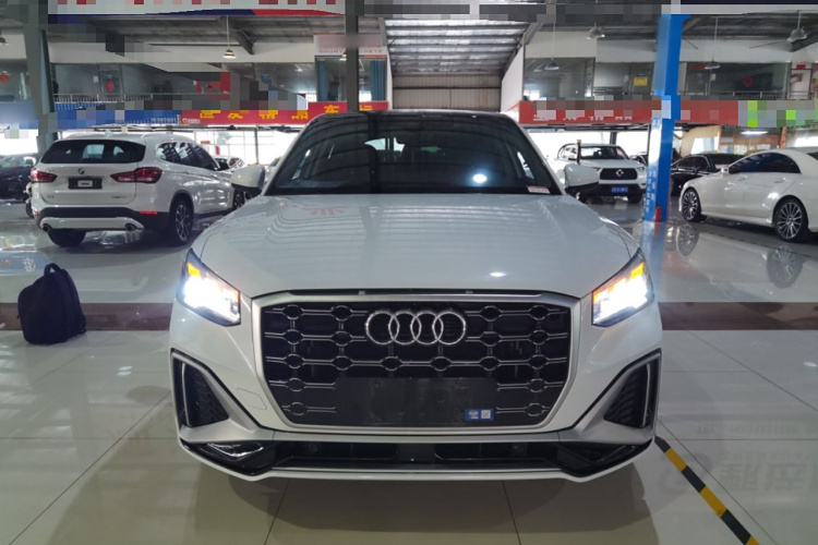 奥迪Q2L 2023款 35TFSI 进取动感型车身外观6001