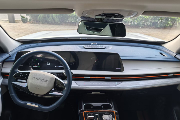 星途追风C-DM 2023款 1.5TCI-DHT 80KM乘风起版中控内饰7004