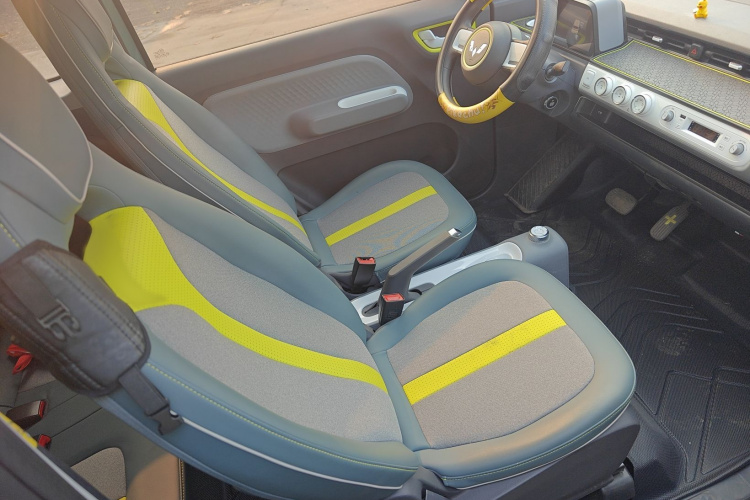 五菱汽车 宏光MINIEV 2022款 GAMEBOY 300km 玩咖款 磷酸铁锂局部细节41