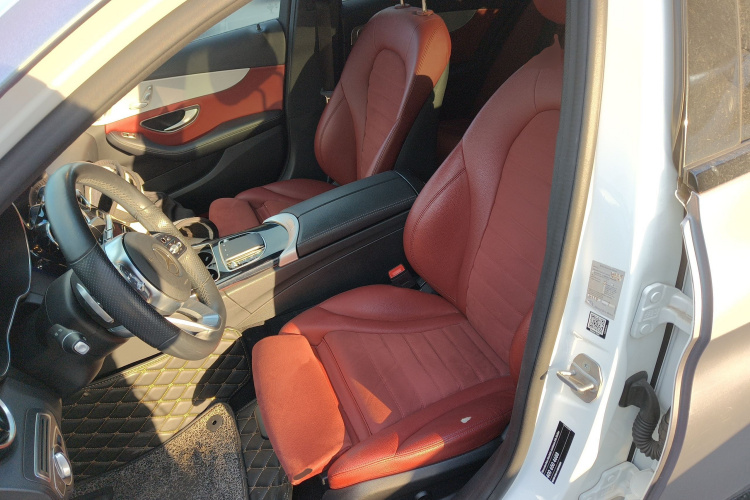 奔驰C级 2021款 C 260 星耀臻藏版中控内饰19