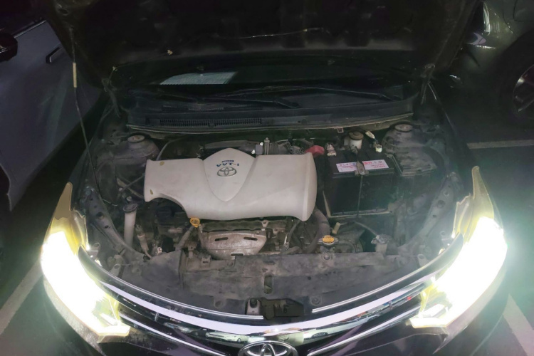 丰田 威驰 2014款 1.5L 自动智臻版局部细节24