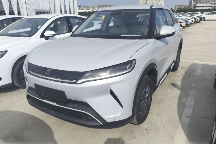 比亚迪 元UP 2025款 301KM 领航型车身外观1