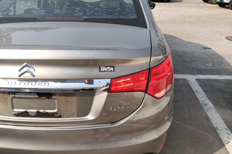 雪铁龙C4L 2014款 1.6THP 智驱版 自动劲智型车身外观9