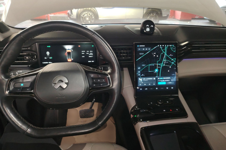 蔚来ES8 2020款 415KM 六座版中控内饰12
