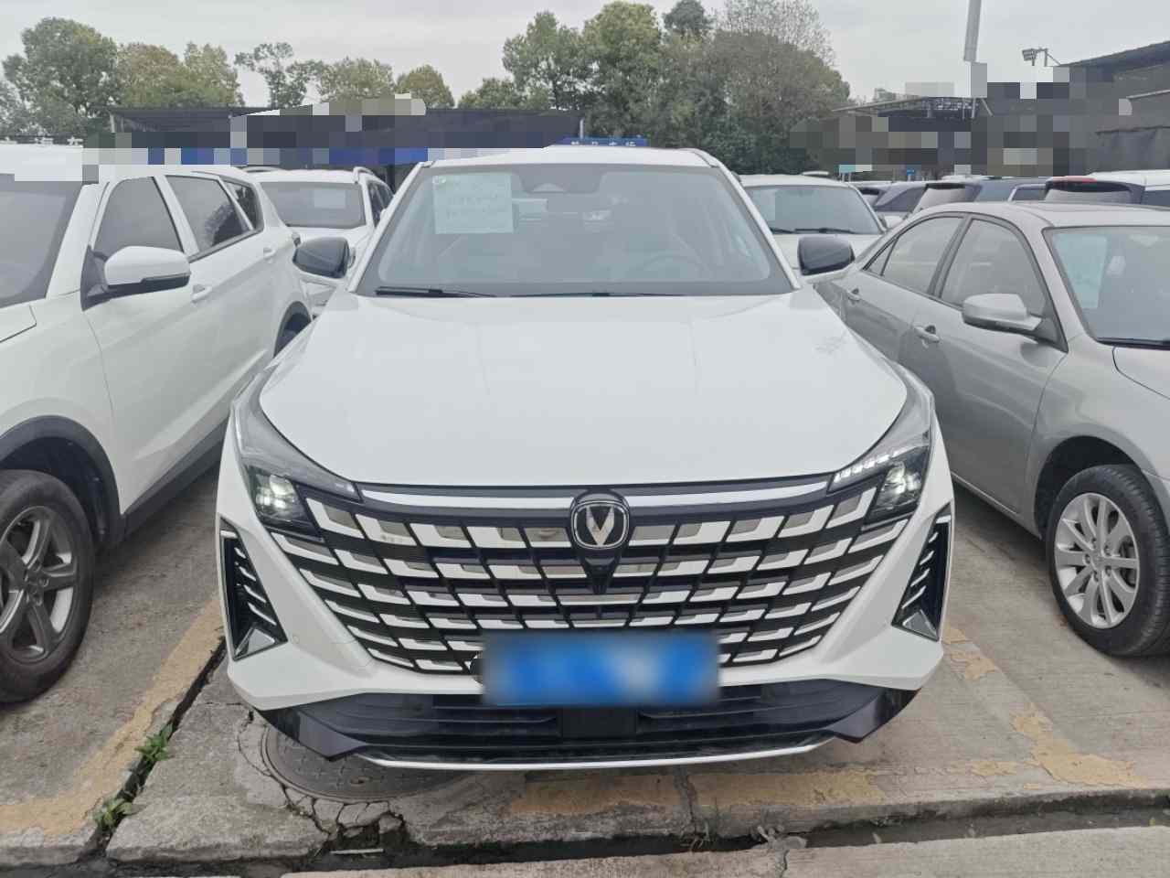 长安UNI-Z 2025款 1.5T 尊贵型(1)