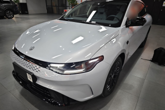 零跑汽车 零跑C01 2024款 增程 216舒享版