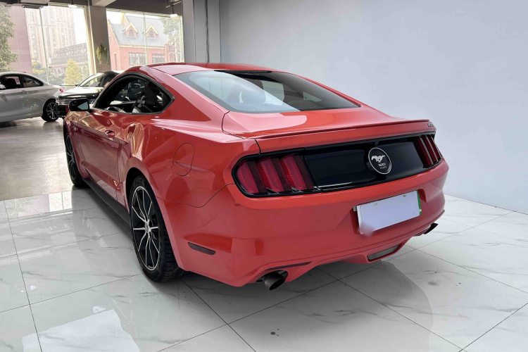 福特 Mustang  2.3T 性能版车身外观6004