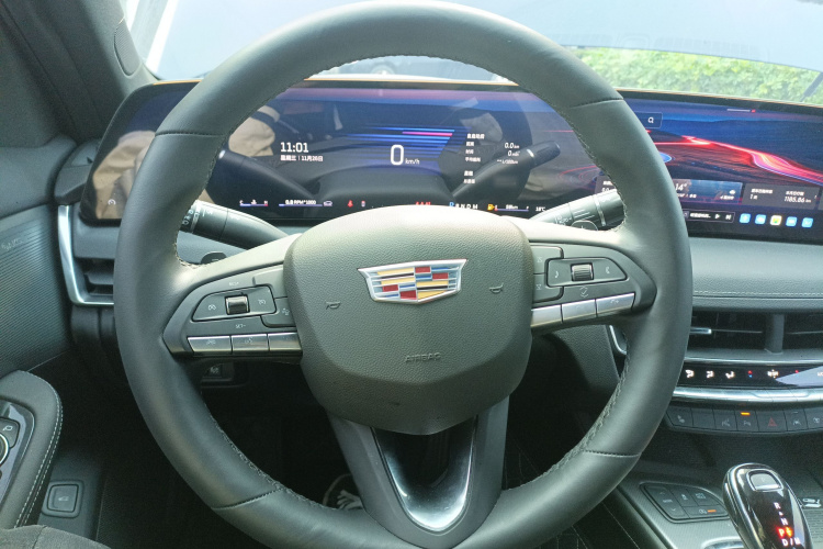 凯迪拉克CT5 2025款 28T 城市运动版中控内饰13