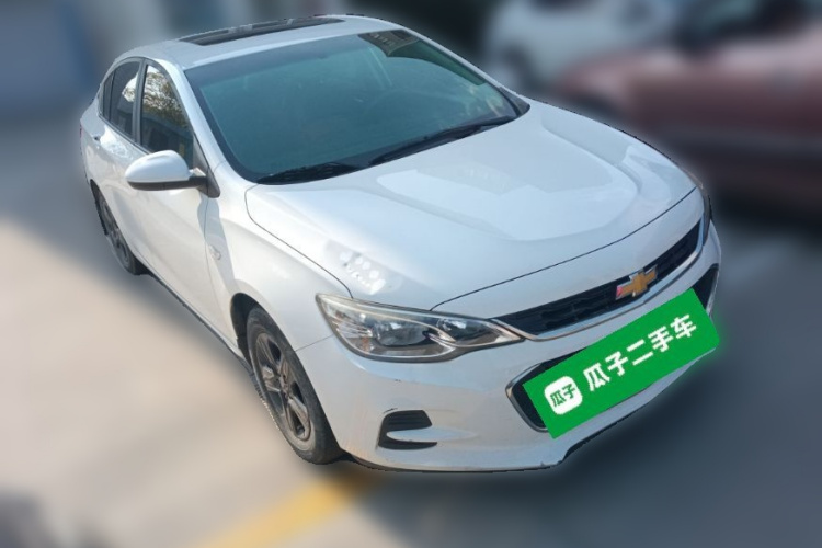 雪佛兰 科沃兹 2018款 320 自动欣享天窗版车身外观3