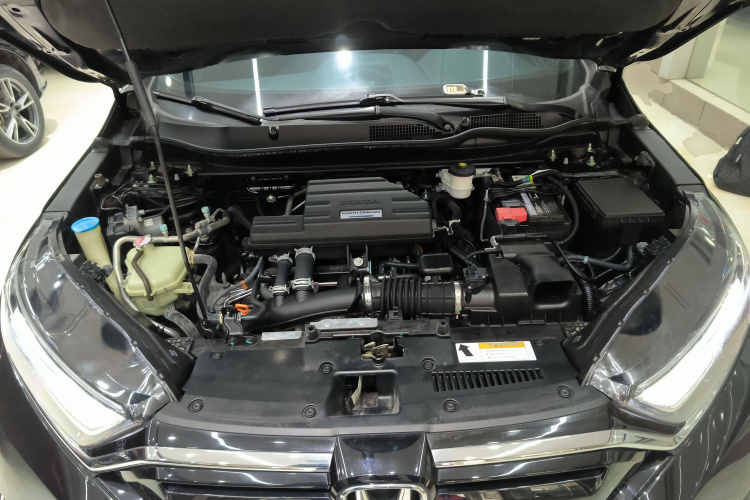 本田CR-V 2021款 240TURBO CVT两驱都市版机舱底盘24