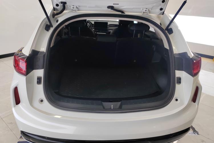 哈弗赤兔 2023款 1.5T 卓越型机舱底盘23