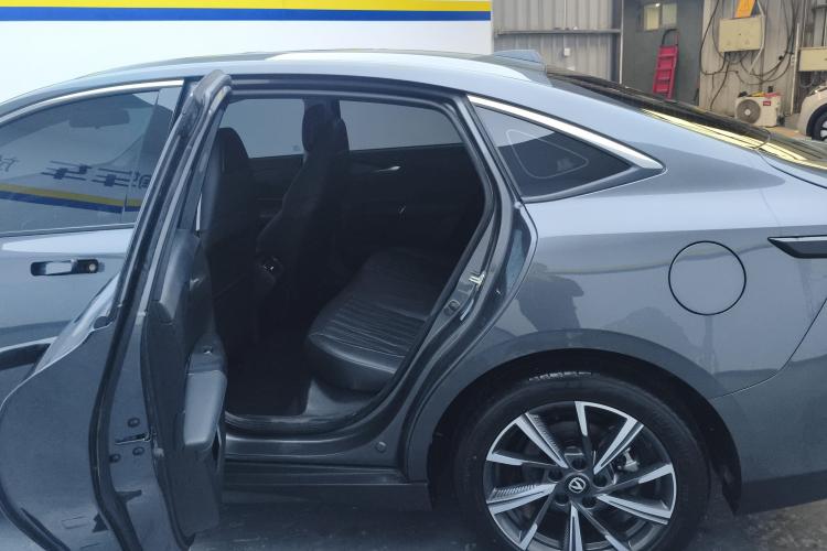 长安 逸达 2023款 蓝鲸NE 1.5T GDI DCT领航型中控内饰21