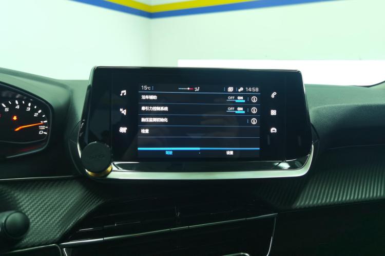 标致2008 2020款 230THP 风尚天窗版中控内饰16