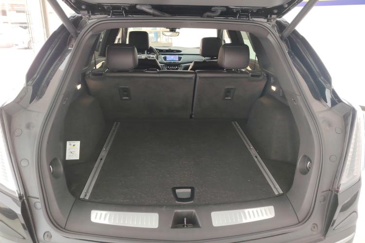 凯迪拉克XT5 2021款 2.0T 四驱尊贵型机舱底盘23