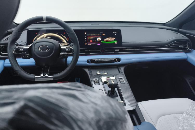 广汽传祺 2023款 影豹H 智能混动版中控内饰12