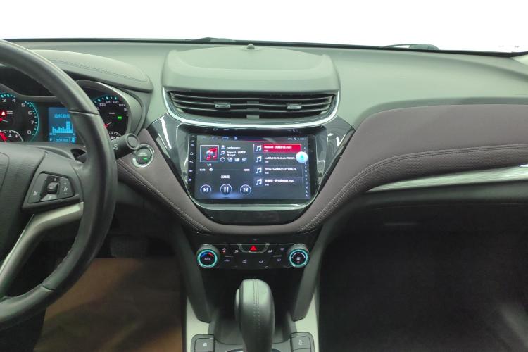 雪佛兰 迈锐宝 2018款 530T 自动风尚版中控内饰16