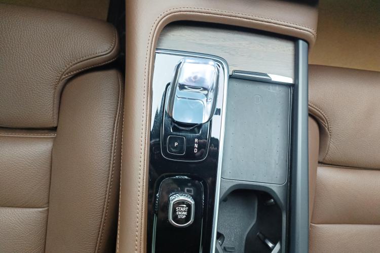 沃尔沃S90 2024款 B5 智远豪华版中控内饰18