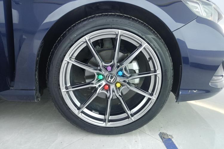 本田 英仕派 2022款 260TURBO 精致版车身外观10