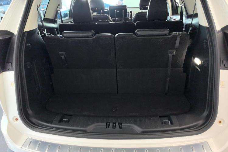 福特 锐界 2018款 EcoBoost 245 两驱豪锐型 7座 国V机舱底盘23