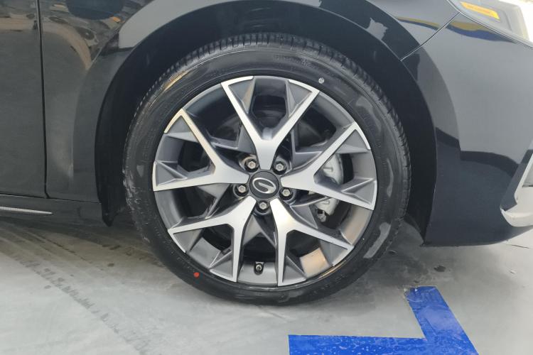 广汽传祺 2023款 影豹H 智能混动版车身外观10