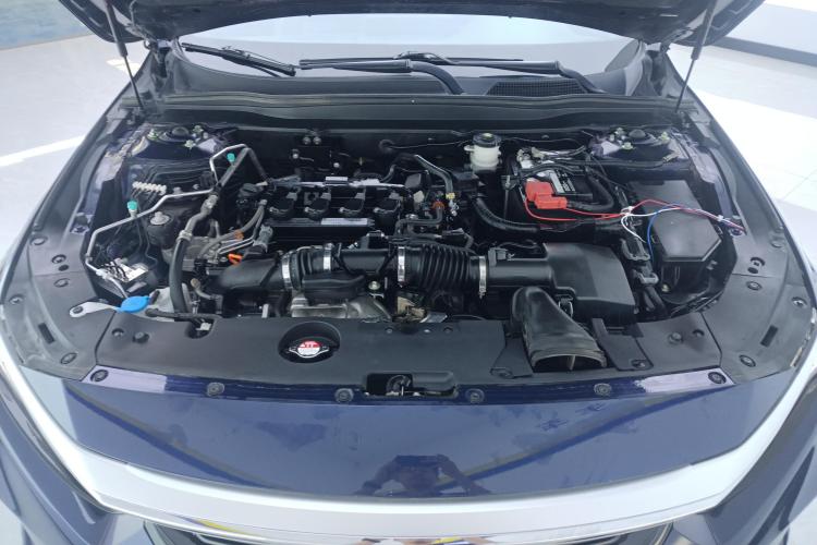 本田 英仕派 2022款 260TURBO 精致版机舱底盘24