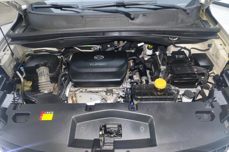 五菱汽车 五菱星辰 2021款 1.5T CVT星曜版机舱底盘24