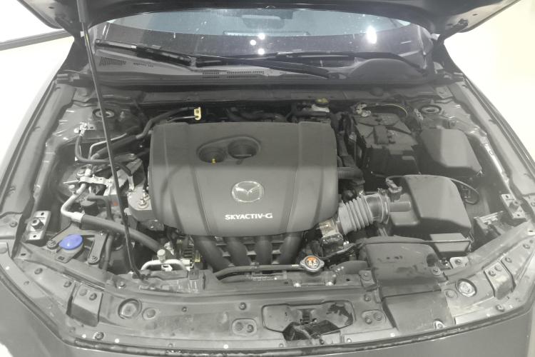 马自达3 昂克赛拉 2023款 2.0L 自动质擎版机舱底盘24