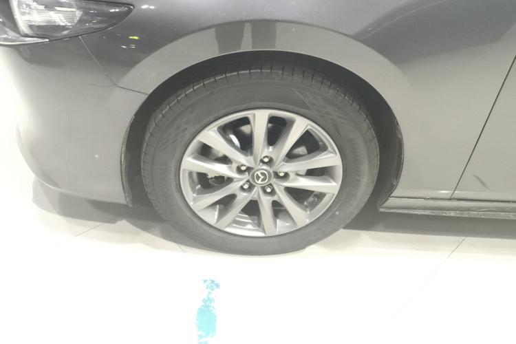 马自达3 昂克赛拉 2023款 2.0L 自动质擎版车身外观10