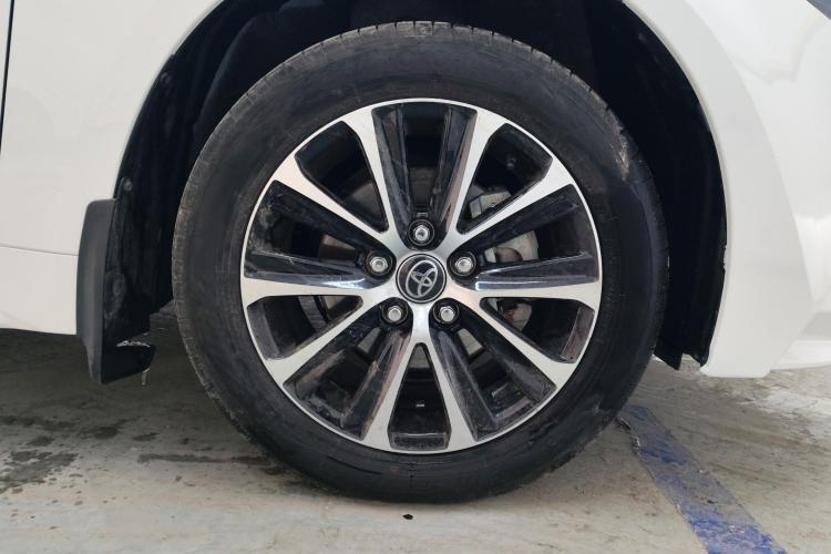 丰田 雷凌 2023款 185T CVT豪华版车身外观10